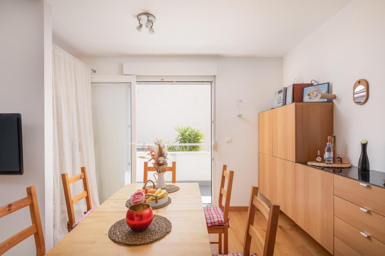 Modern Apt With Terrace 4 Min Walk To The Beach Split Extérieur photo