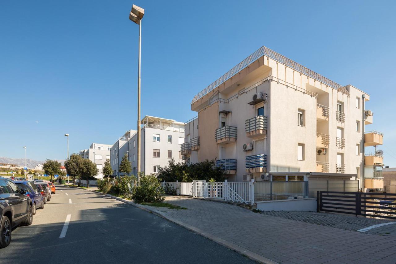 Modern Apt With Terrace 4 Min Walk To The Beach Split Extérieur photo