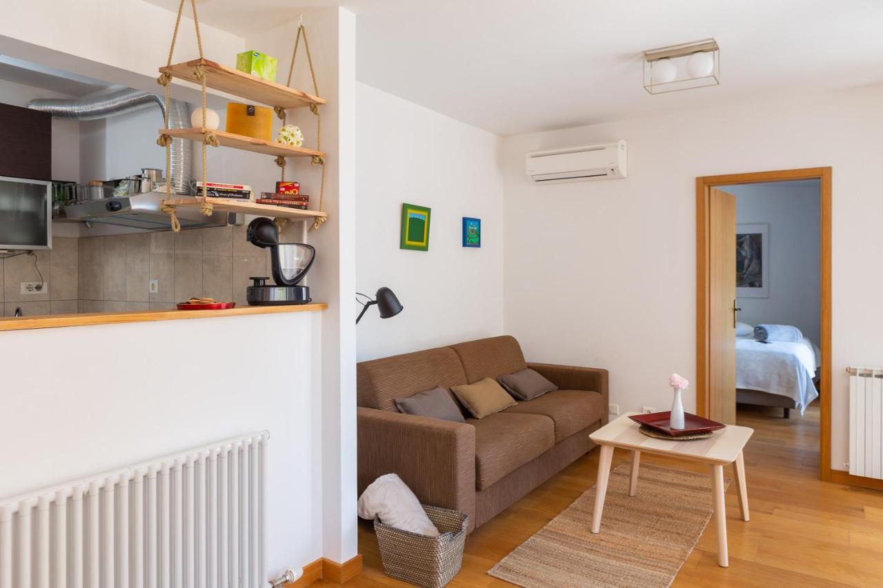 Modern Apt With Terrace 4 Min Walk To The Beach Split Extérieur photo