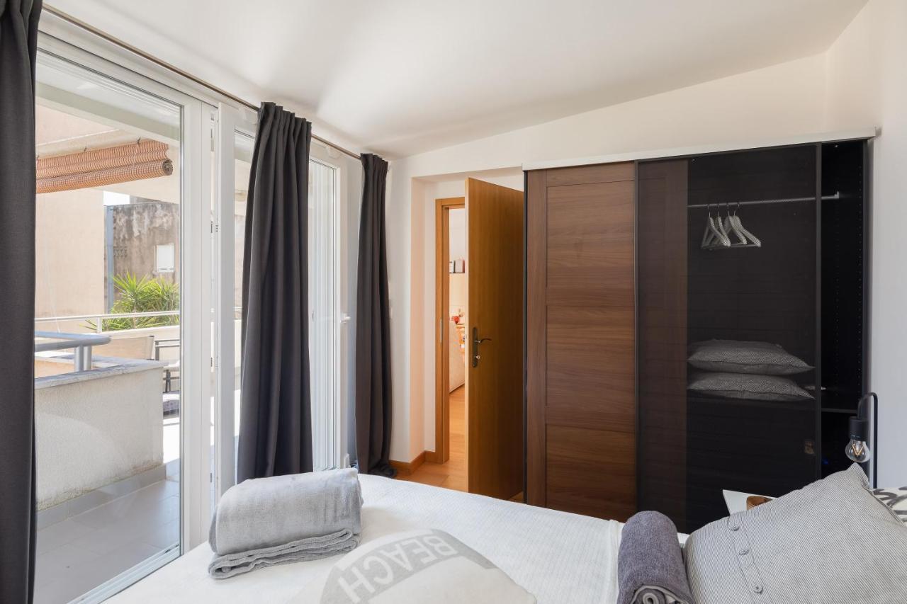 Modern Apt With Terrace 4 Min Walk To The Beach Split Extérieur photo